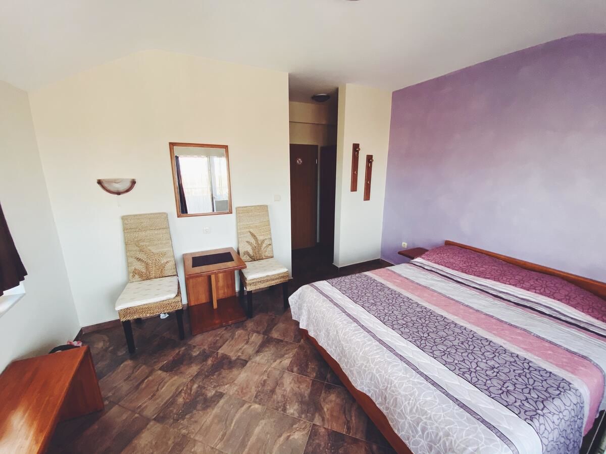 Отель Hotel Fancy София-12