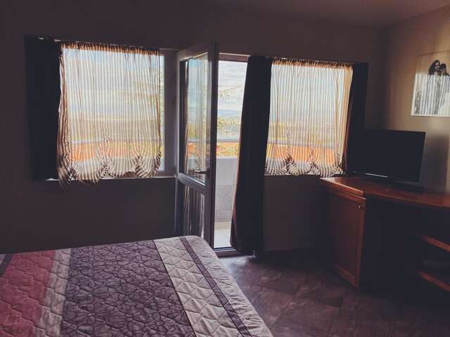 Отель Hotel Fancy София-14